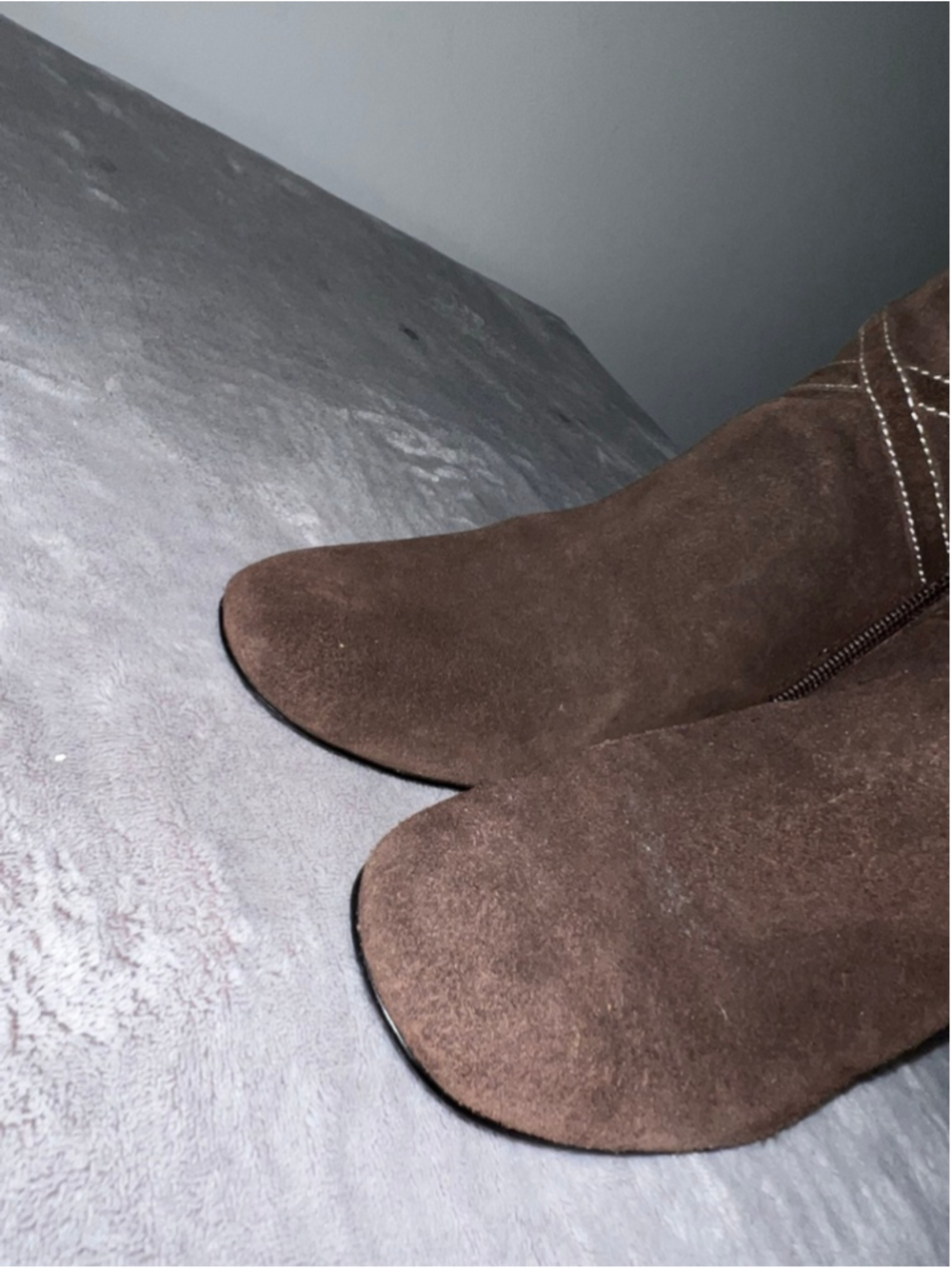 Women's Bisou Bisou Brown Suede Ankle Boots Size 7.5 - Picture 6 of 10